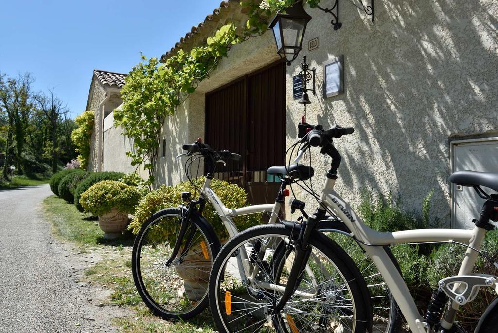 Domaine Le Bois Des Dames Chantemerle-lès-Grignan Exterior foto